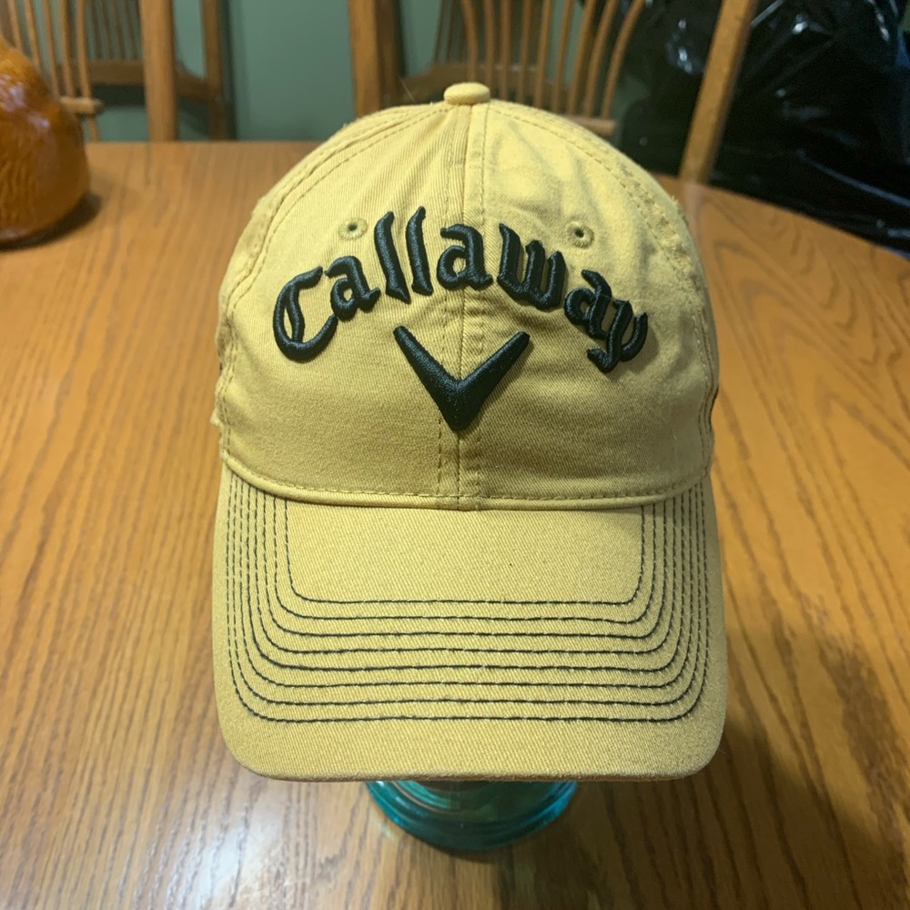Callaway golf ball cap.